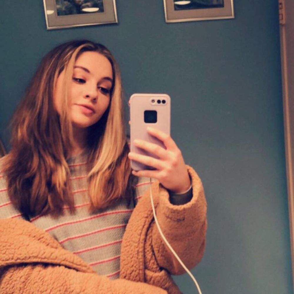 Meet your Posher, Katlyn